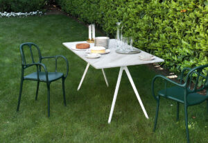 Baguette table